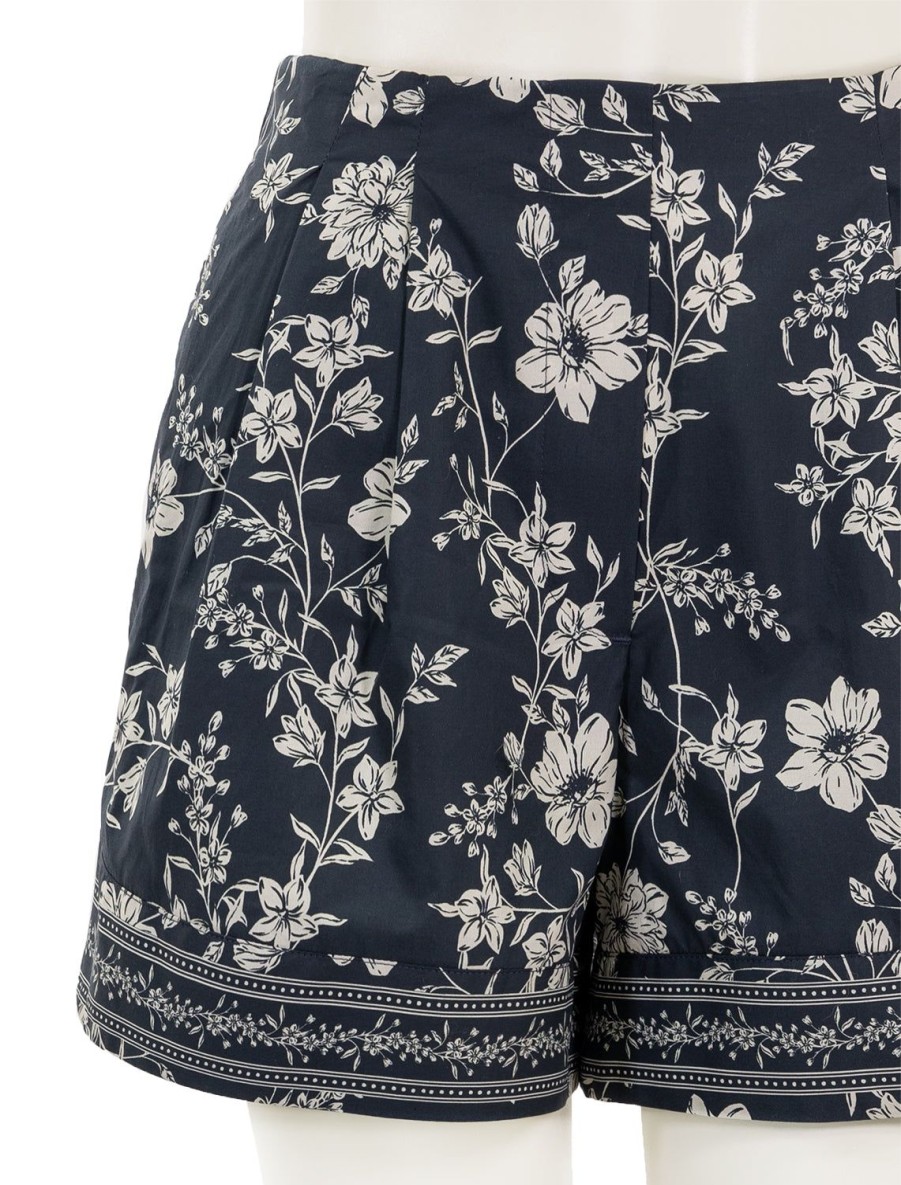 Best Trish Shorts In Evening Meadow Mist Shorts