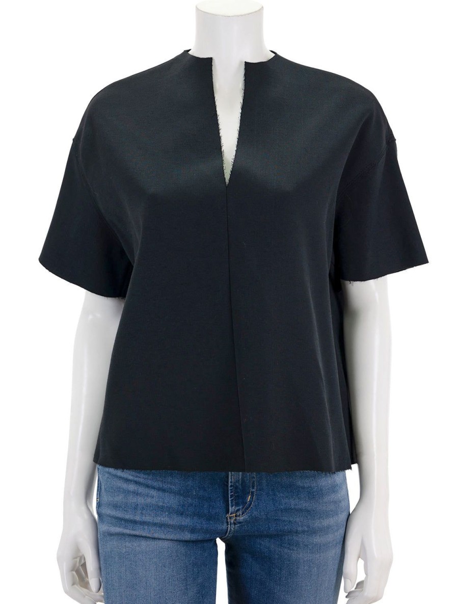 Hot Amigoni Top In Black Blouses