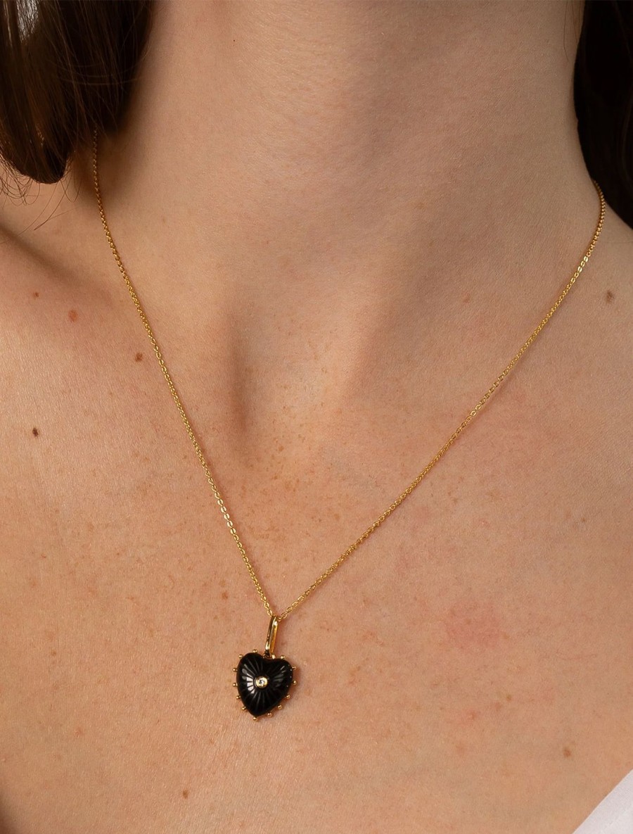 Wholesale Isabel Onyx Heart Necklace In Gold Delicate