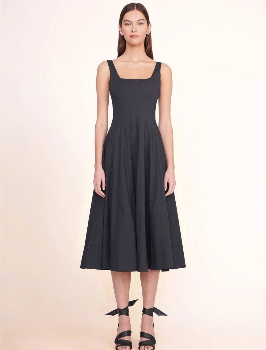 Hot Wells Dress In Black Black Dresses