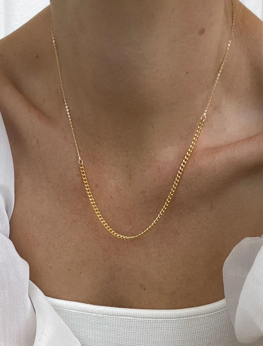 New Maeby Necklace In Gold Chain Necklaces