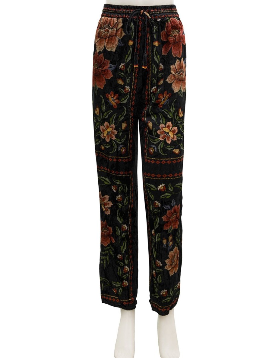 Hot Macaws Garden Black Pants Pants